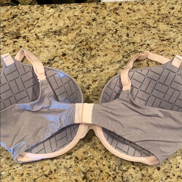 Victoria’s Secret Padded Perfect Coverage Bra - Picture 2 of 5